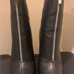 Women's Black Zip-Front Leather Ankle Boots